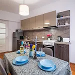 Lovely Art - Victory Apartament *